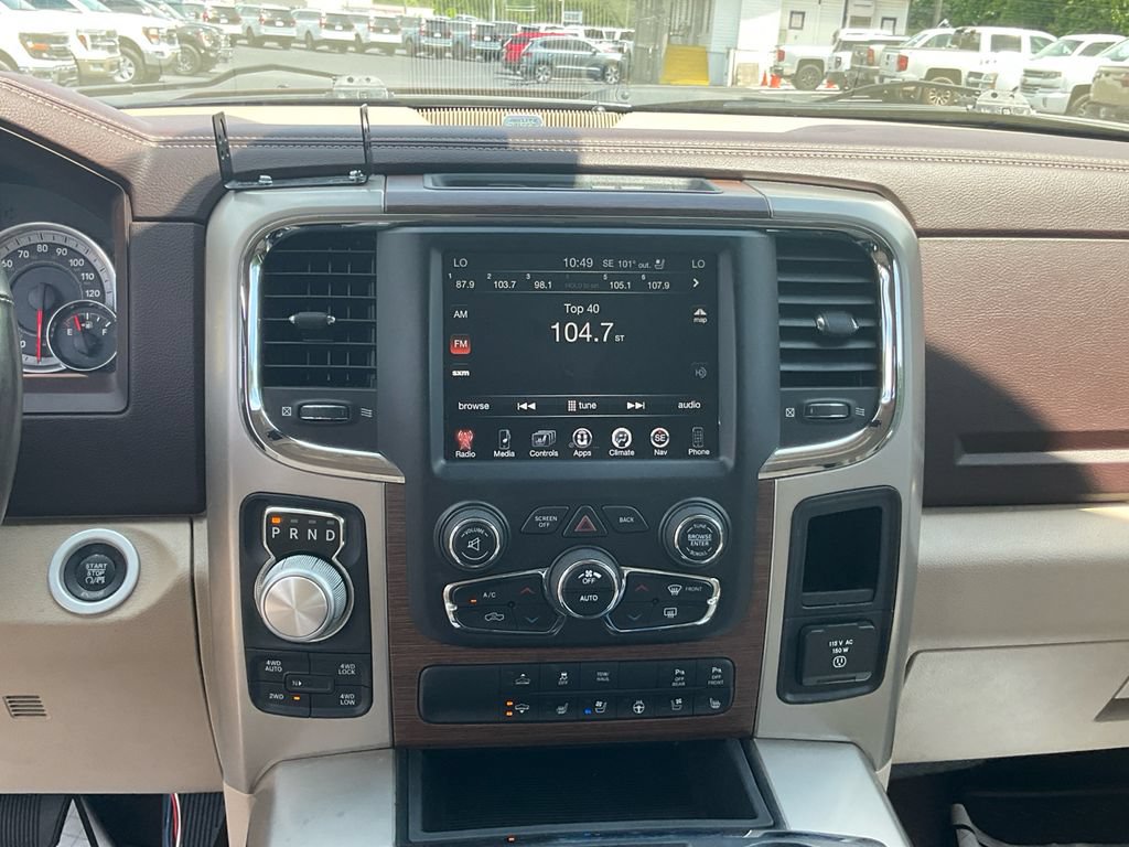 Used 2015 RAM 1500 Laramie w/ Convenience Group AWD/4WD image 24