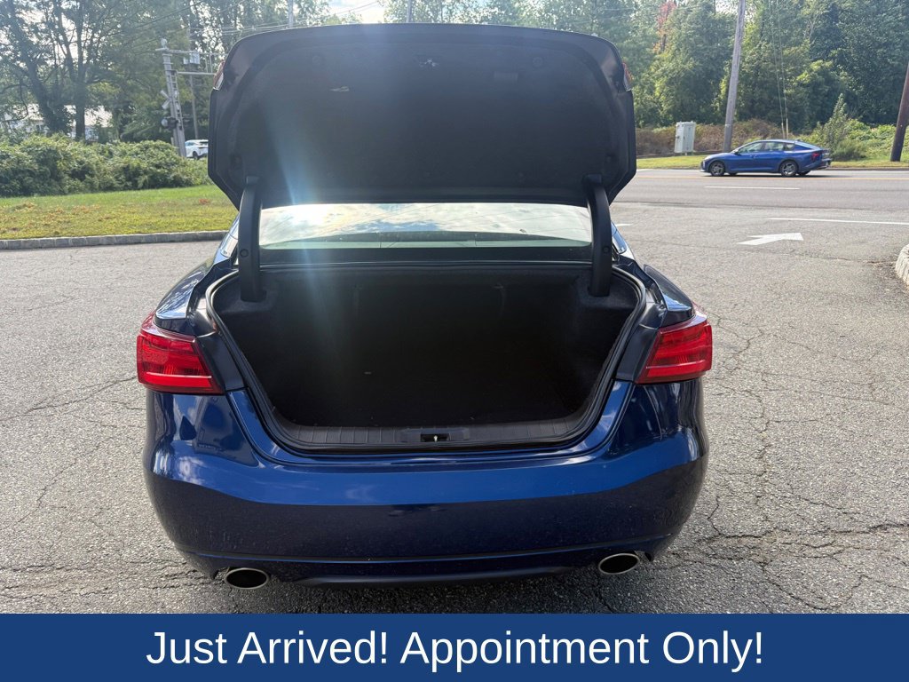 Used 2018 Nissan Maxima 3.5 SV FWD image 11