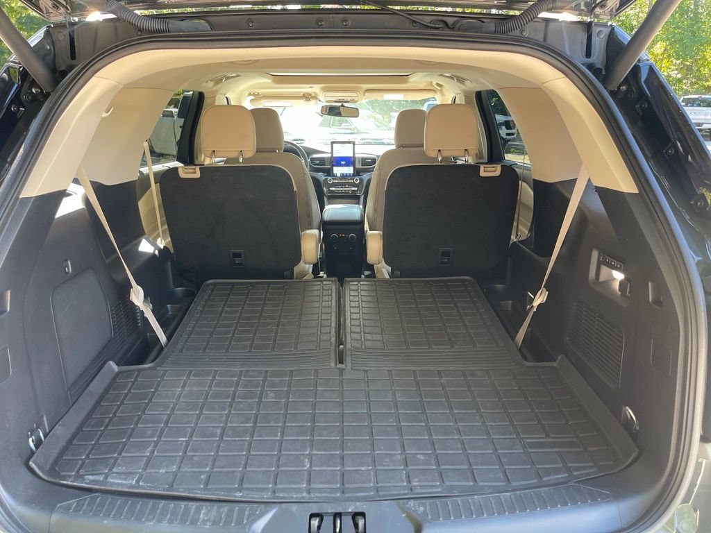 Used 2023 Ford Explorer Limited w/ Limited Technology Package AWD/4WD image 29