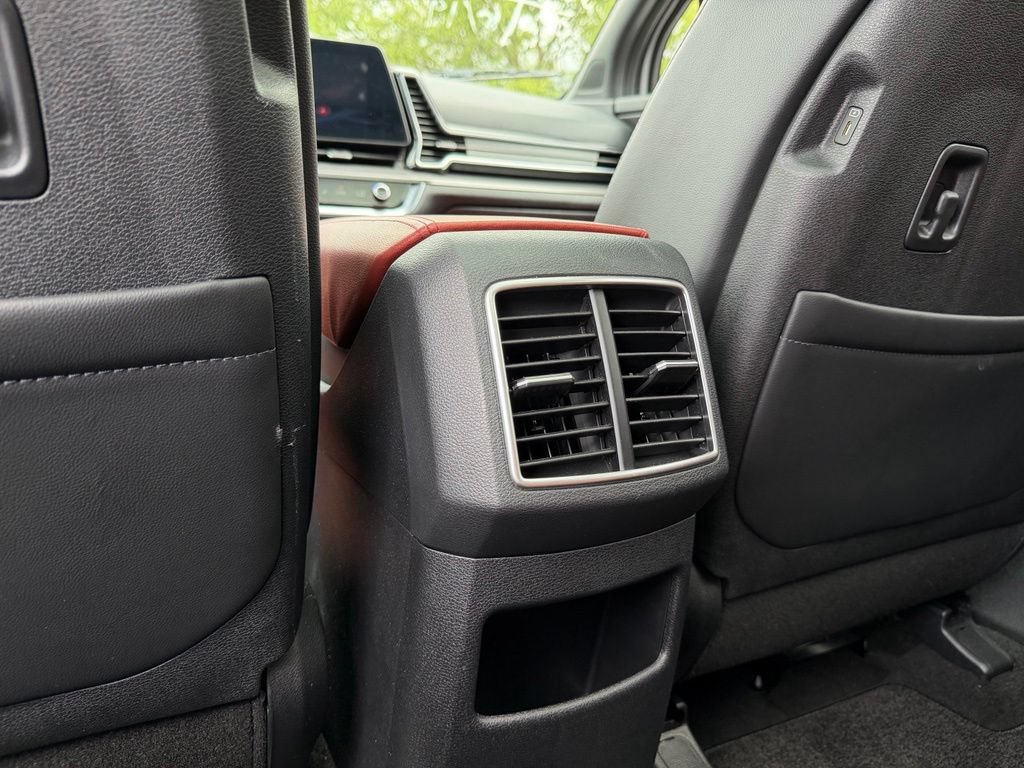Certified 2024 Kia Sportage SX FWD image 30