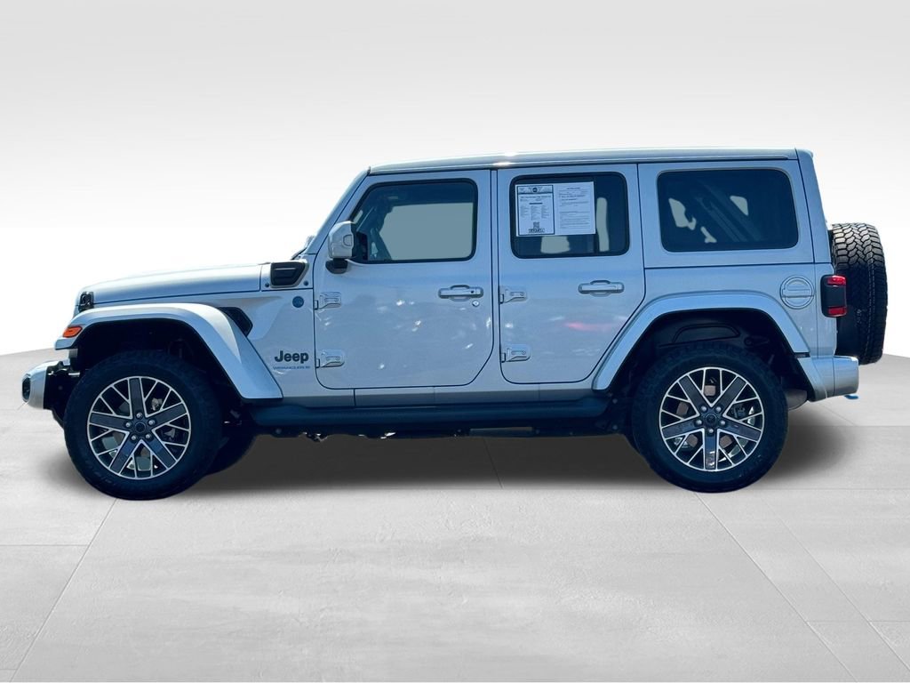 Used 2024 Jeep Wrangler High Altitude AWD/4WD image 4