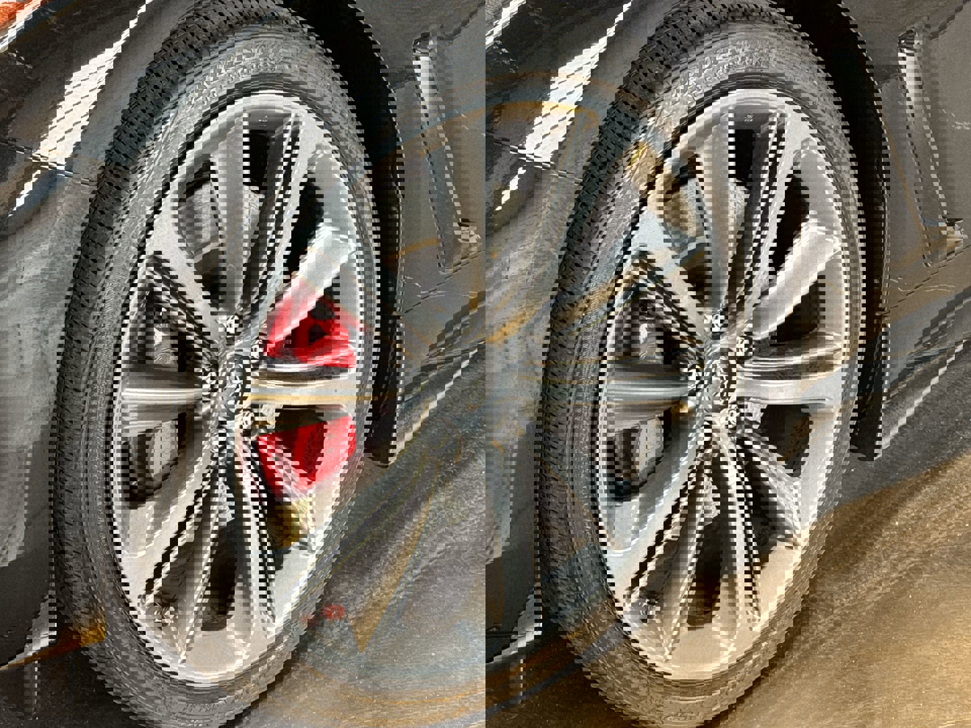 Certified 2022 INFINITI Q60 Red Sport 400 w/ Cargo Package image 10