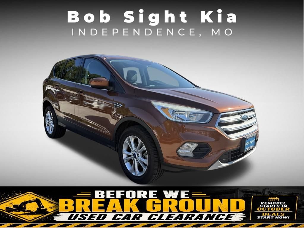 Used 2017 Ford Escape SE AWD/4WD image 14