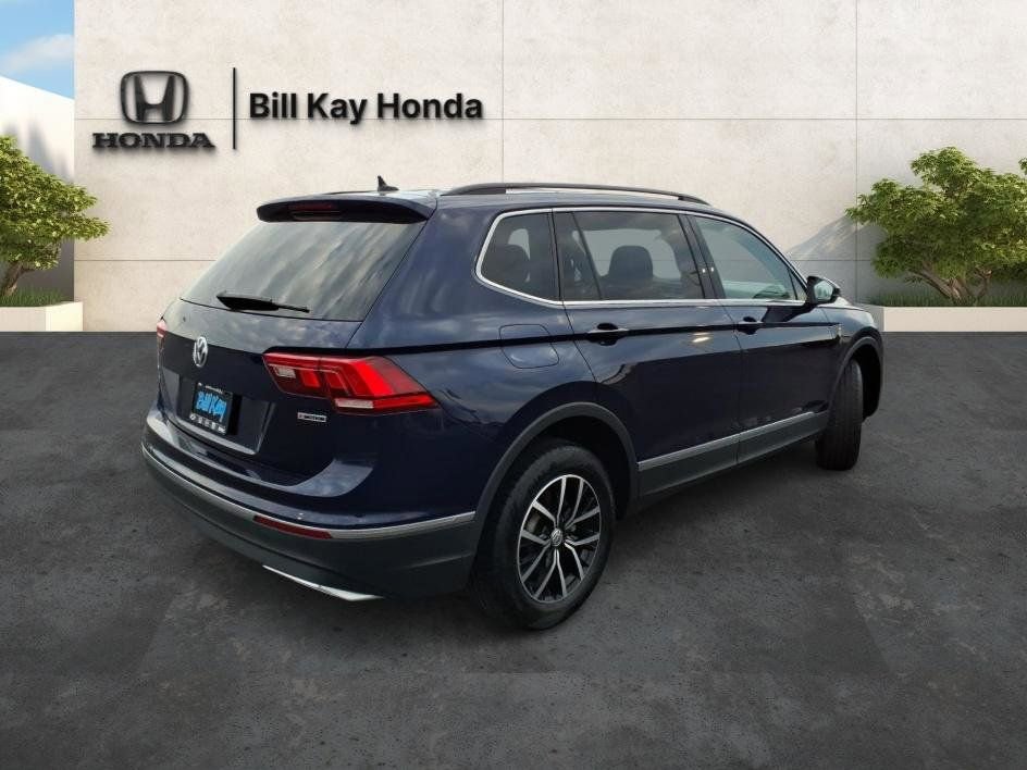 Used 2021 Volkswagen Tiguan SE image 3