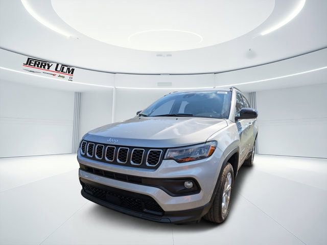 New 2026 Jeep Compass Latitude image 6