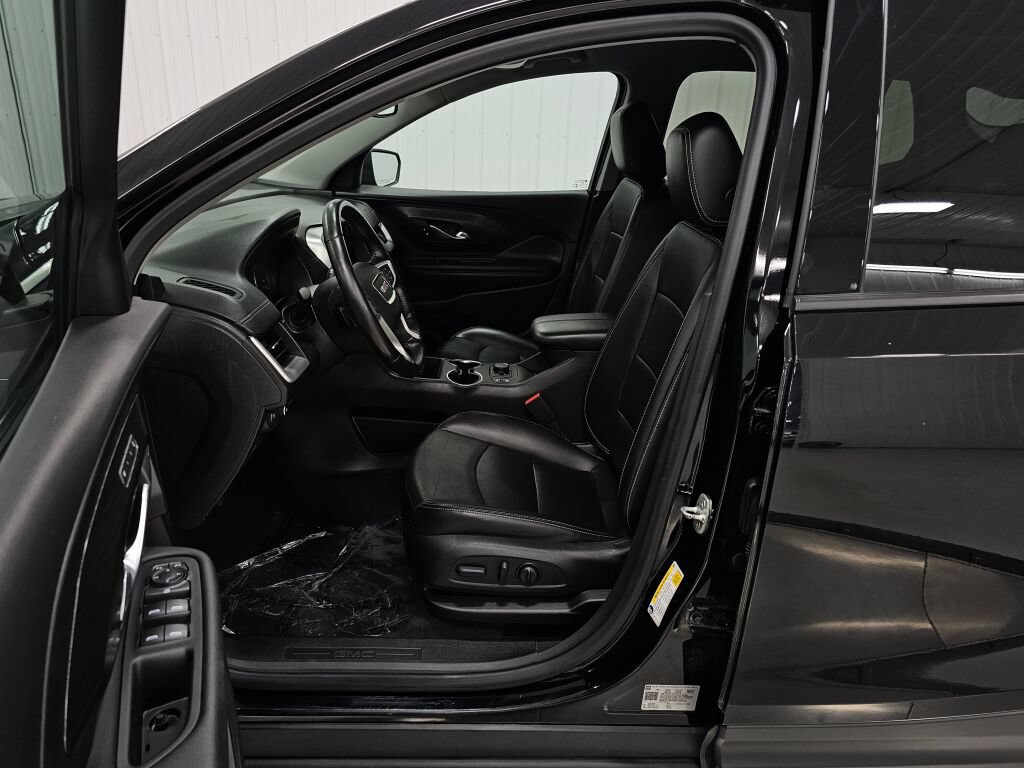 Used 2022 GMC Terrain SLT AWD/4WD image 11