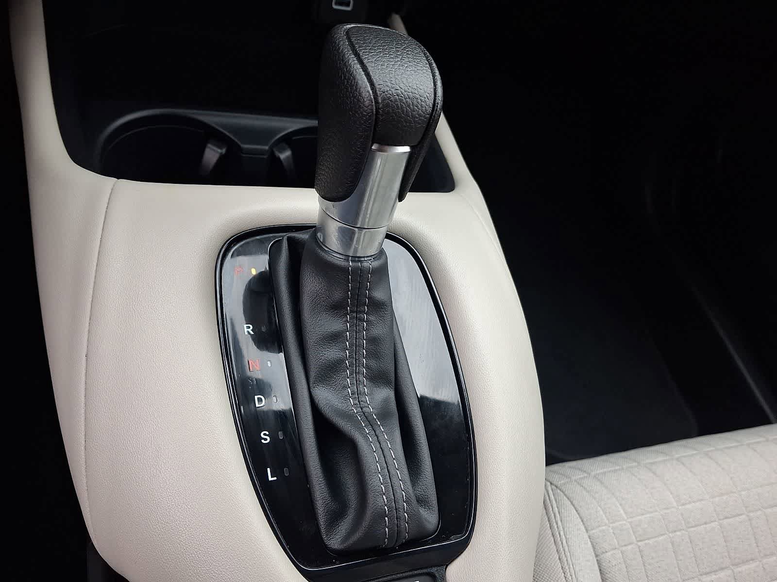 Used 2025 Honda HR-V LX image 12