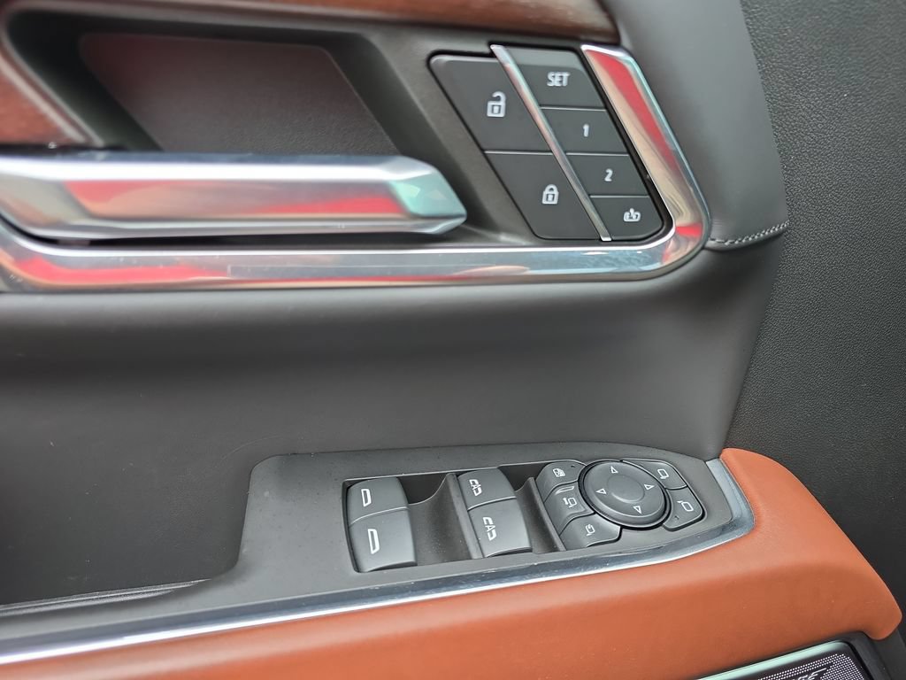 Certified 2024 GMC Sierra 3500 Denali Ultimate AWD/4WD image 31