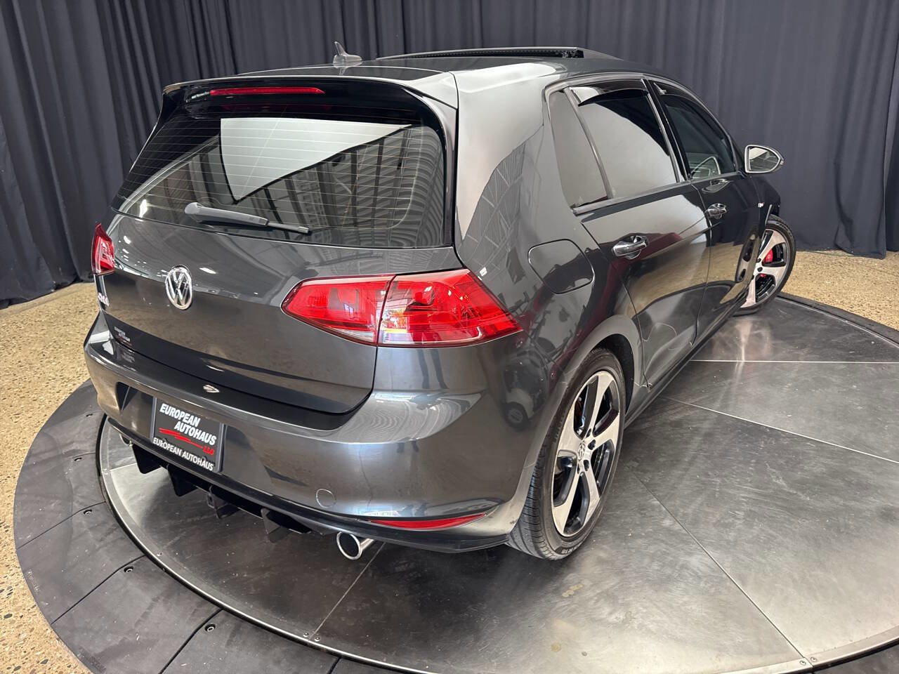 Used 2017 Volkswagen GTI Autobahn FWD image 8