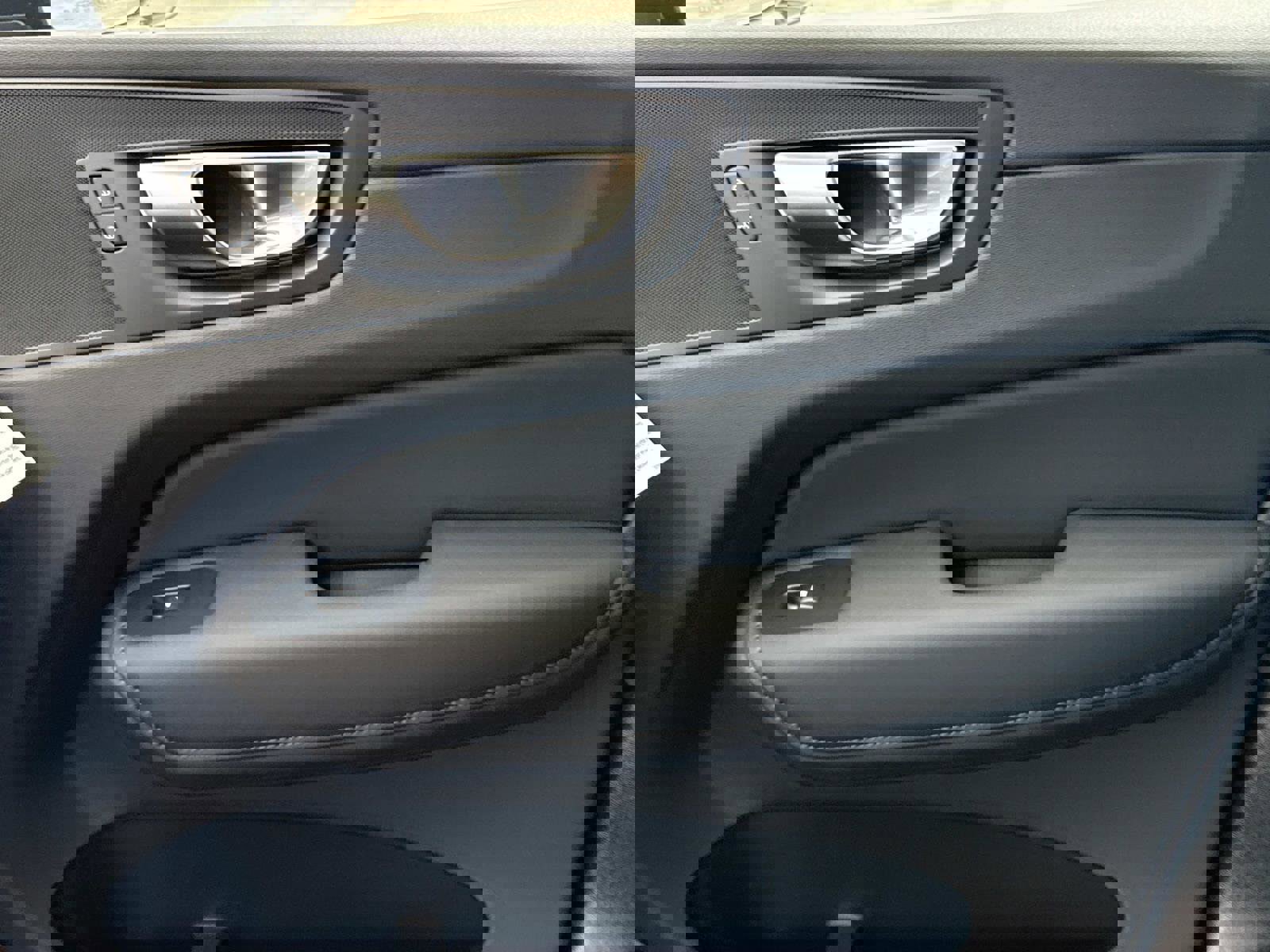 New 2026 Volvo XC60 B5 Plus w/ Climate Package image 21