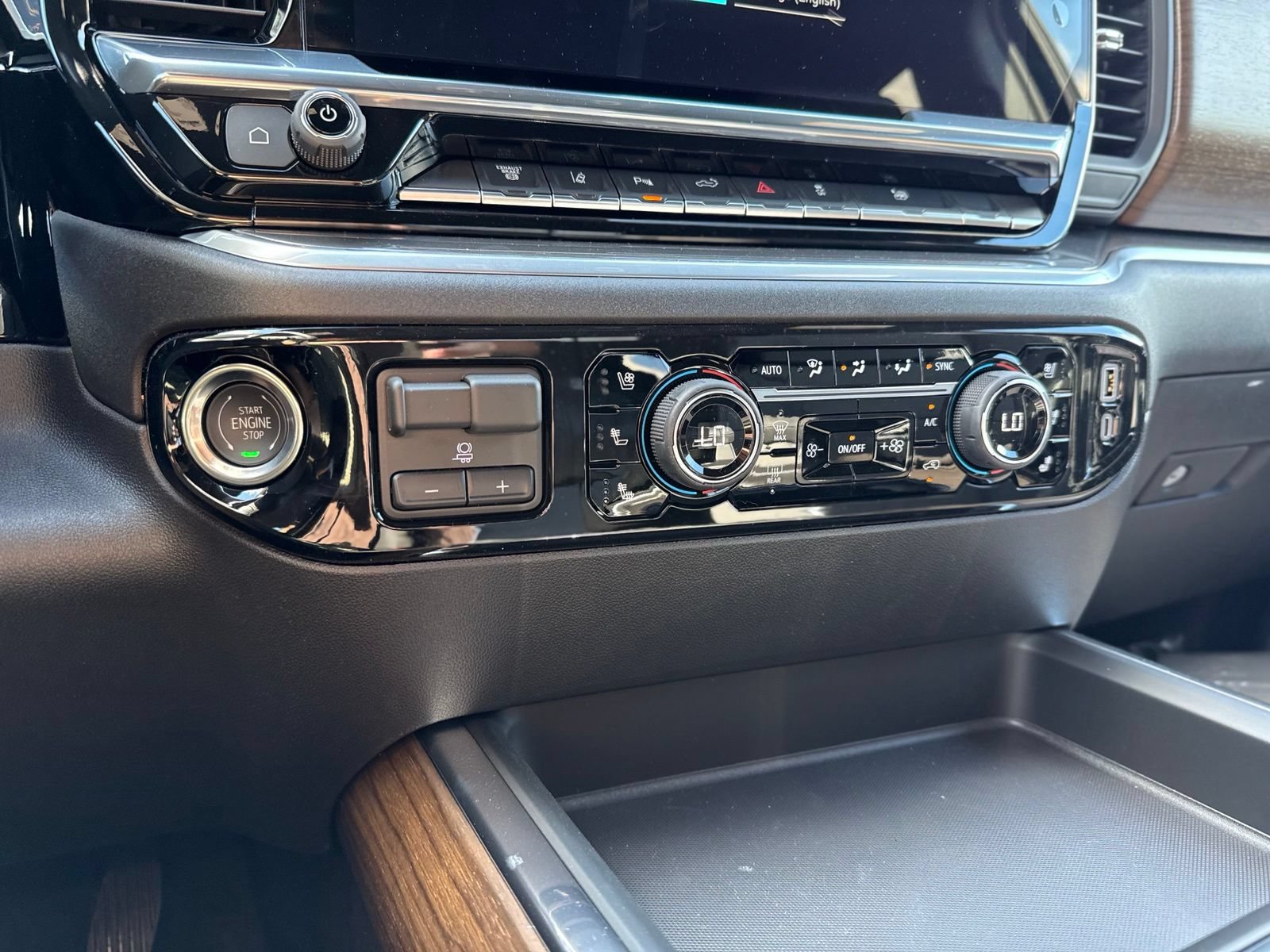 New 2026 Chevrolet Silverado 3500 High Country w/ High Country Premium Package AWD/4WD image 15