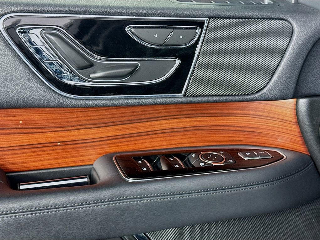 Used 2024 Lincoln Navigator L 4WD image 20