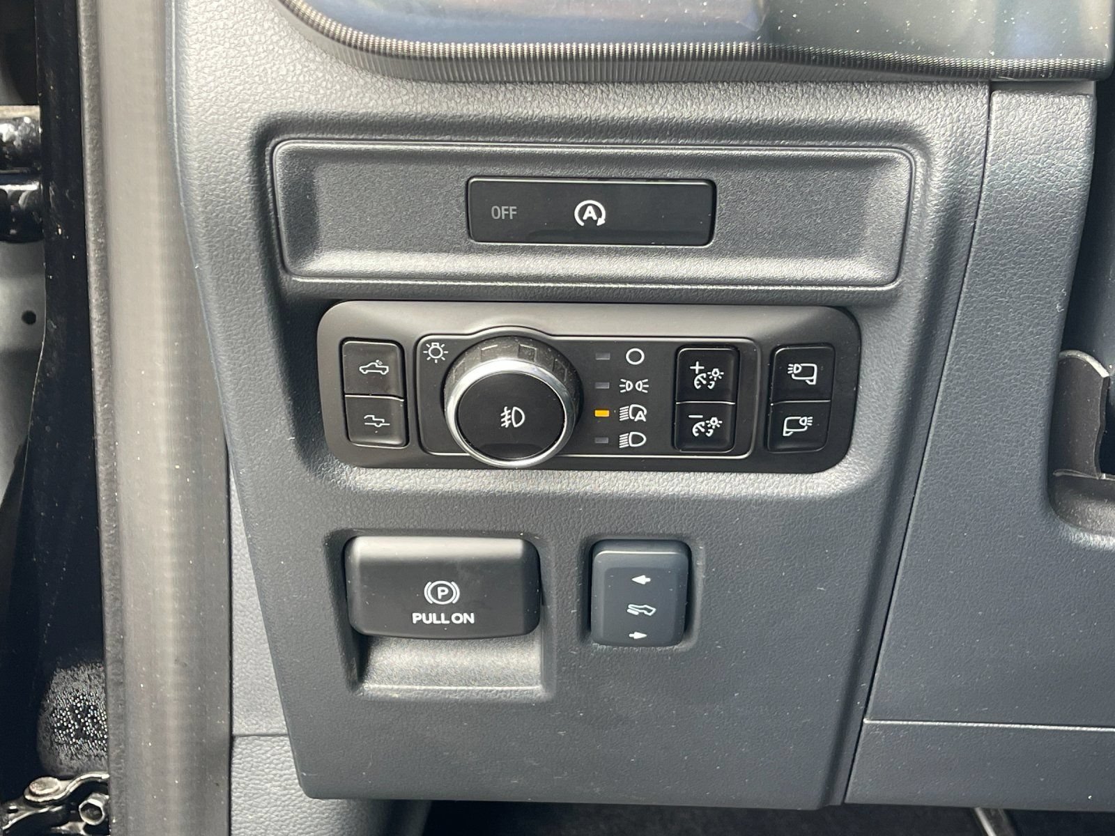 Used 2025 Ford F150 Raptor AWD/4WD image 30