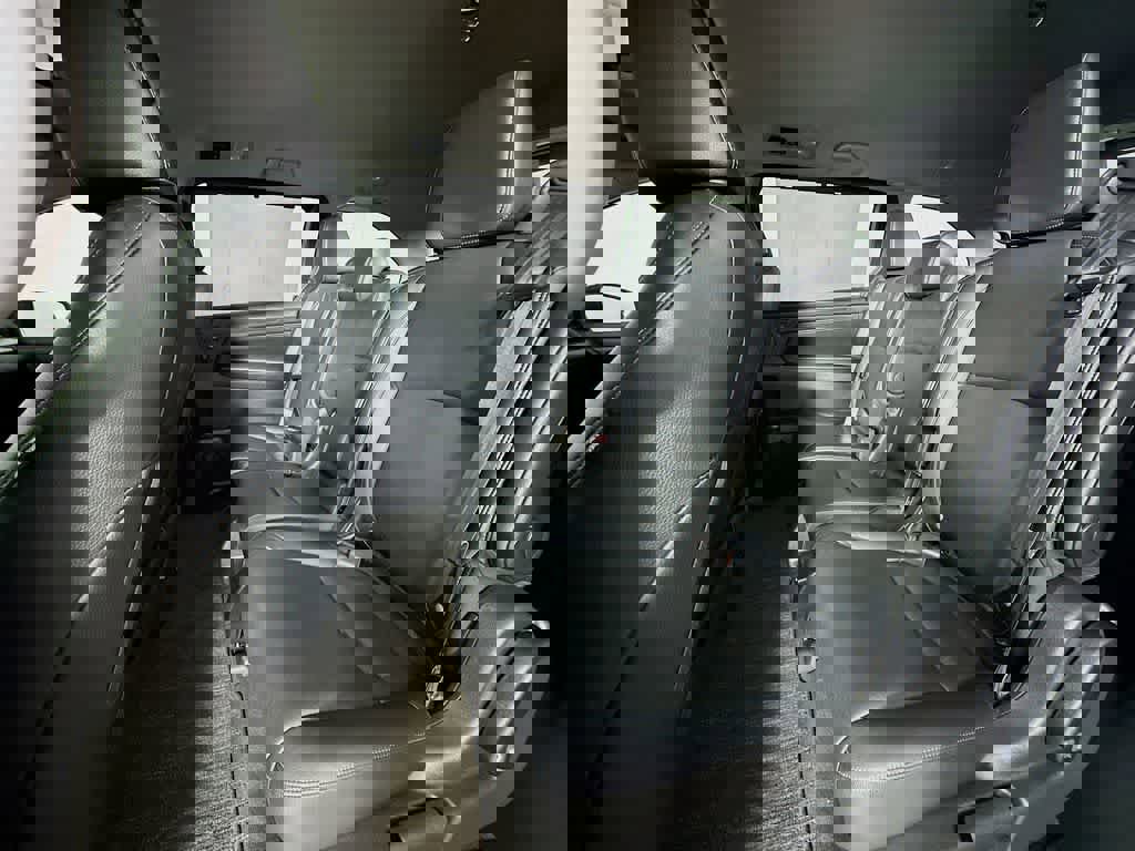 Used 2023 Honda Odyssey EX-L image 13