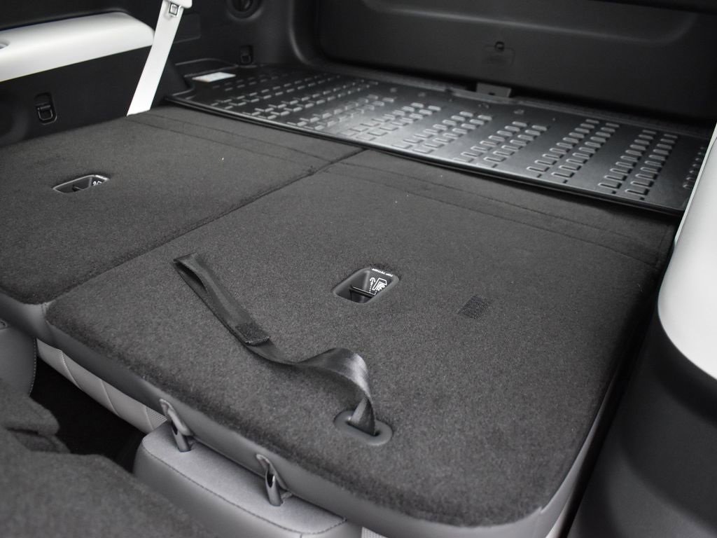 New 2026 Hyundai Ioniq 9 SEL image 16