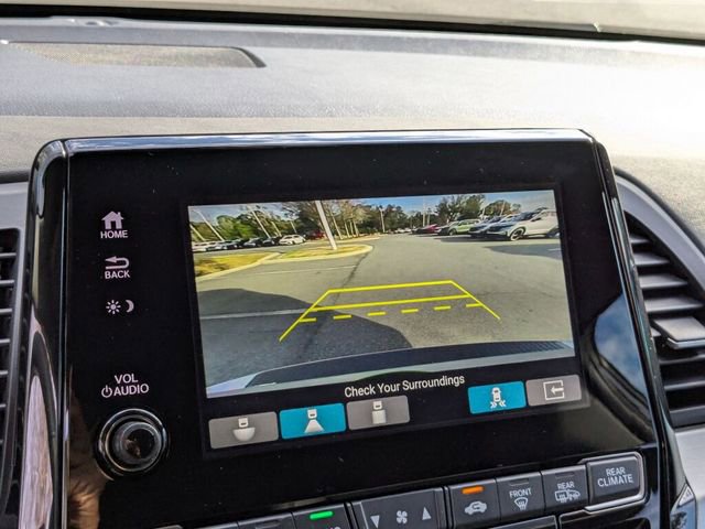 Certified 2024 Honda Odyssey Touring image 23