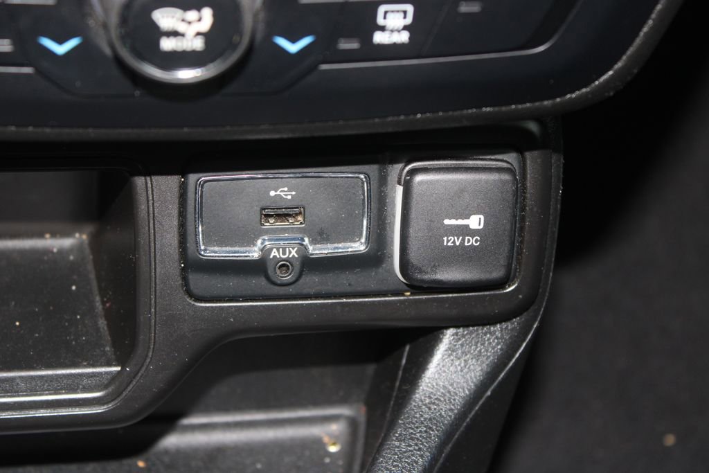 Used 2019 Jeep Renegade Latitude image 28