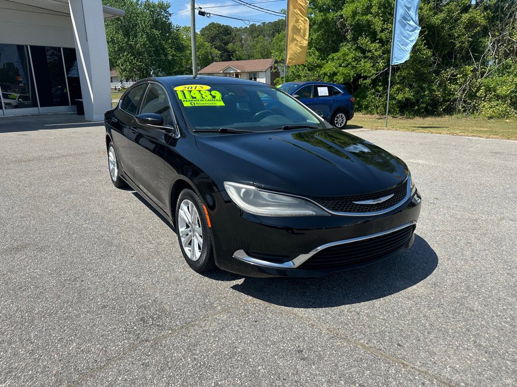 Used 2015 Chrysler 200 Limited w/ Convenience Group image 7