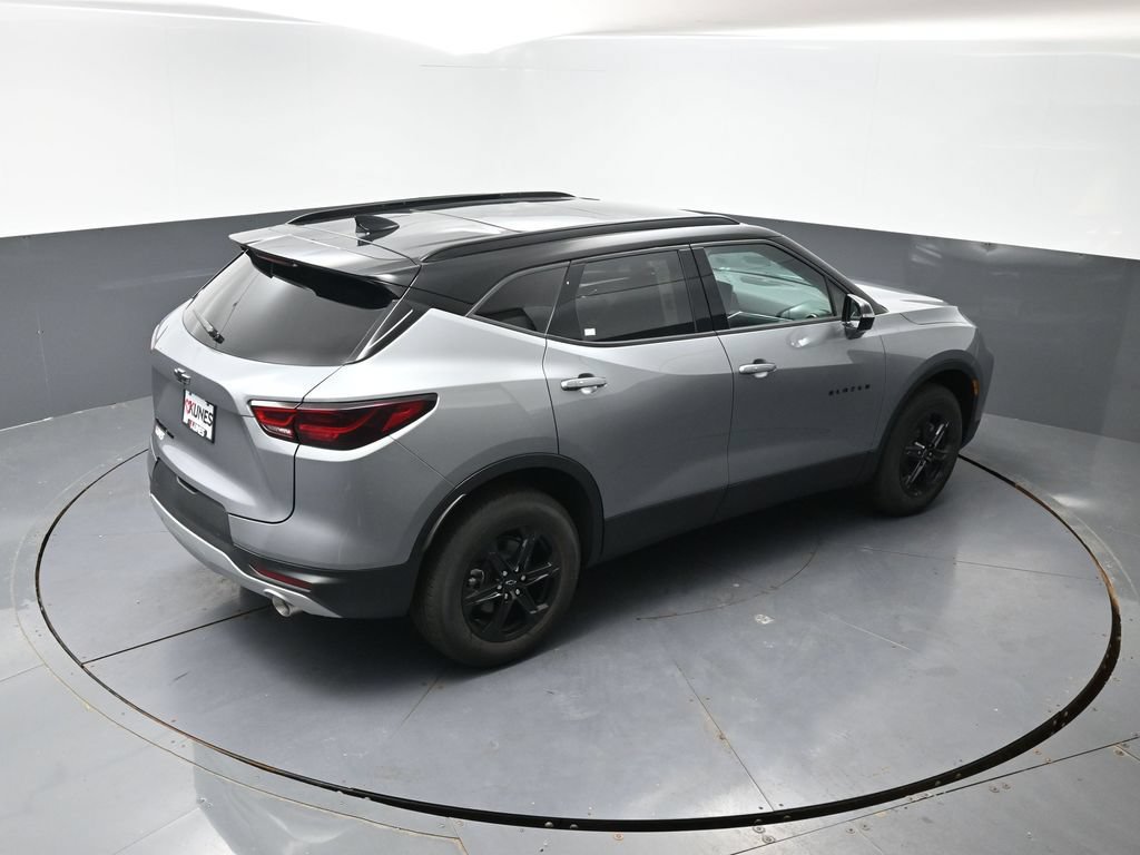 New 2026 Chevrolet Blazer LT w/ Midnight/Sport Edition AWD/4WD image 29