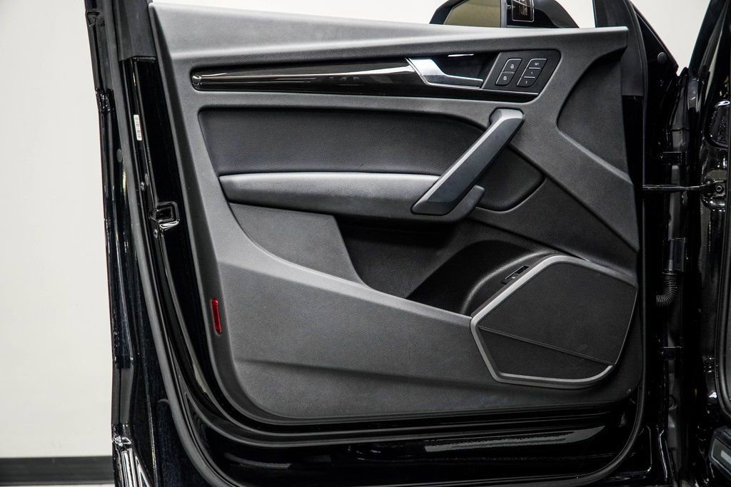 Used 2018 Audi Q5 2.0T Premium Plus w/ Premium Plus Package image 30