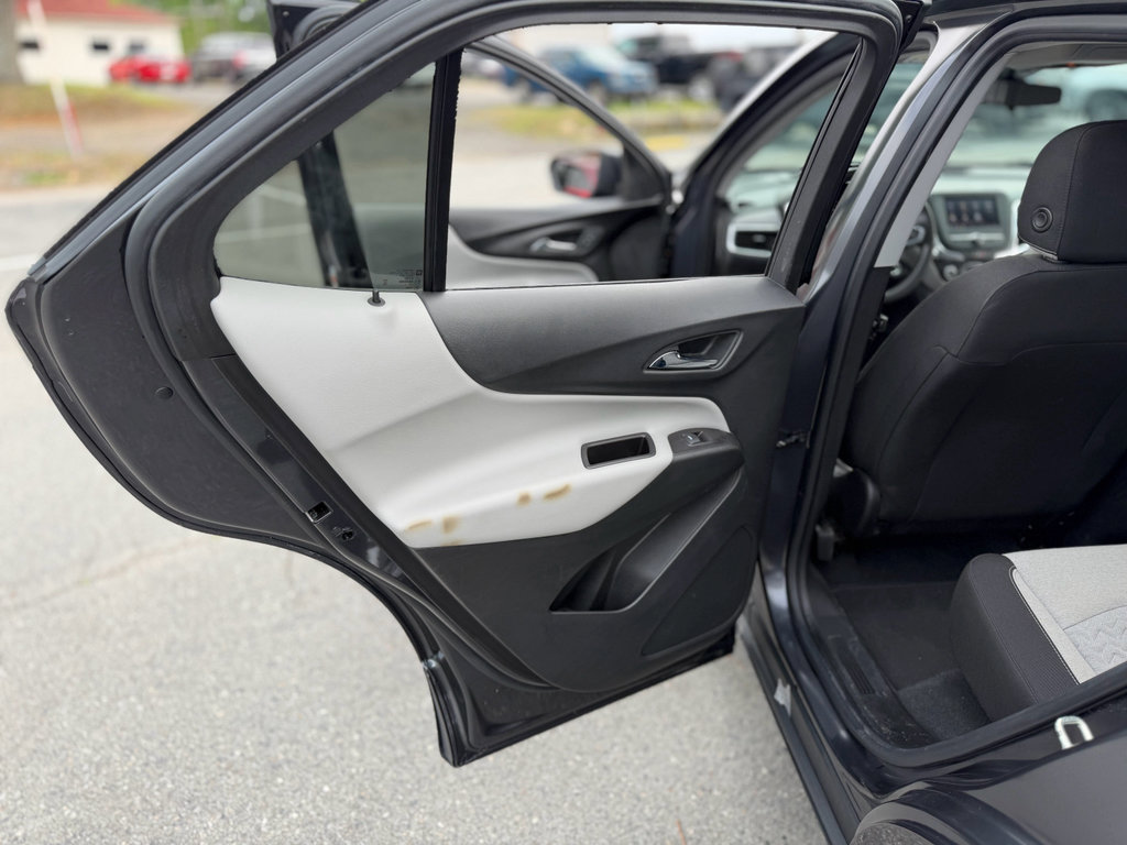 Used 2022 Chevrolet Equinox LT FWD image 33