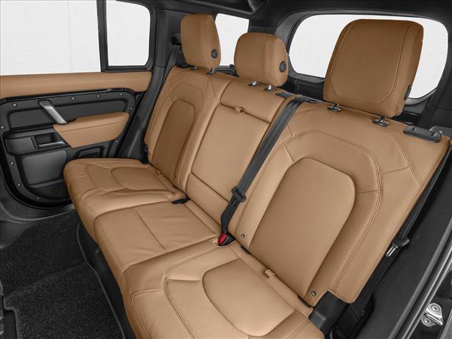 New 2024 Land Rover Defender 110 S image 9