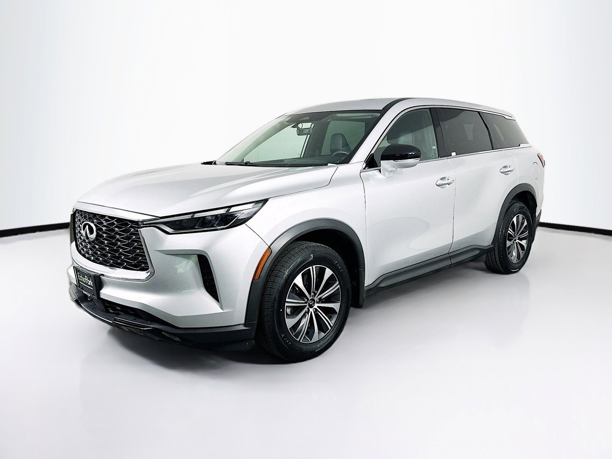 Used 2023 INFINITI QX60 Pure image 3