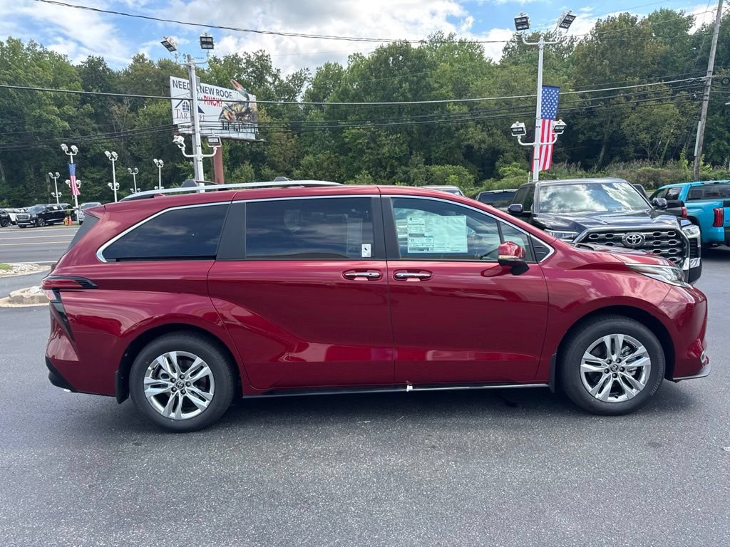 New 2026 Toyota Sienna Limited AWD/4WD image 4
