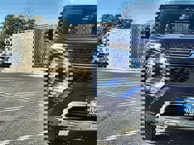 Used 2023 Mitsubishi Outlander SE image 10