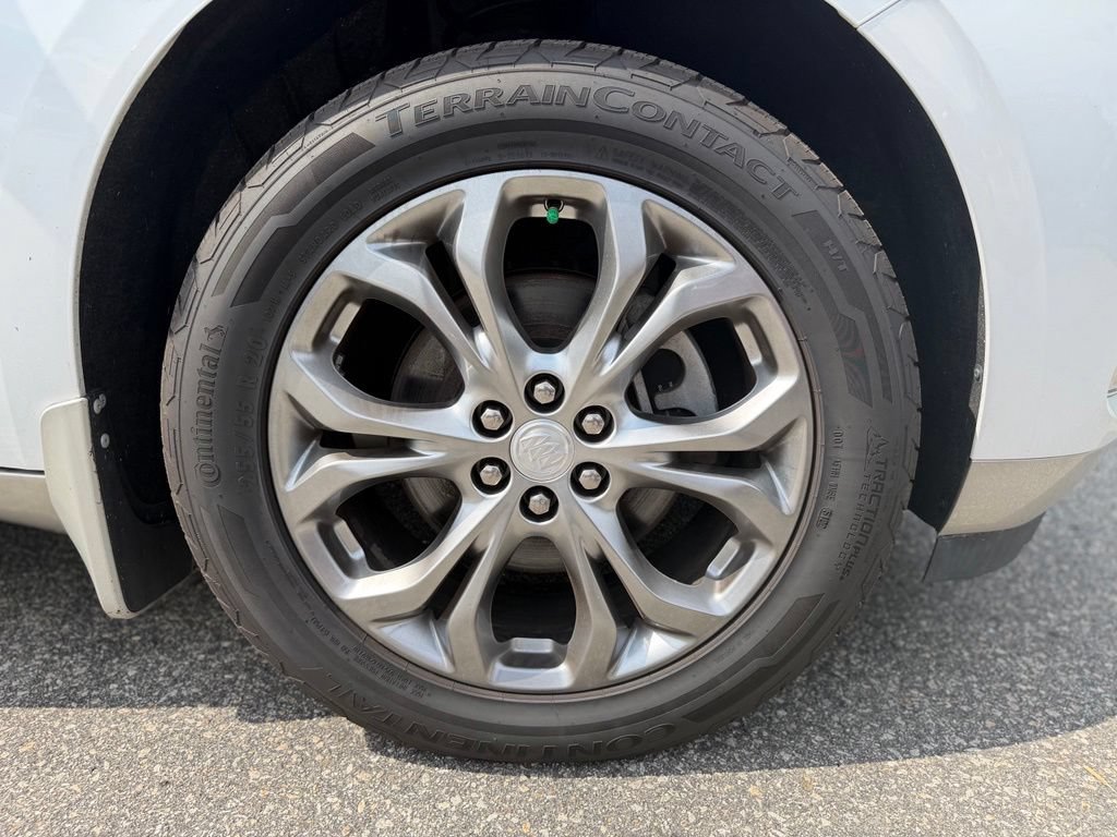 Used 2019 Buick Enclave Avenir w/ Avenir Technology Package AWD/4WD image 17
