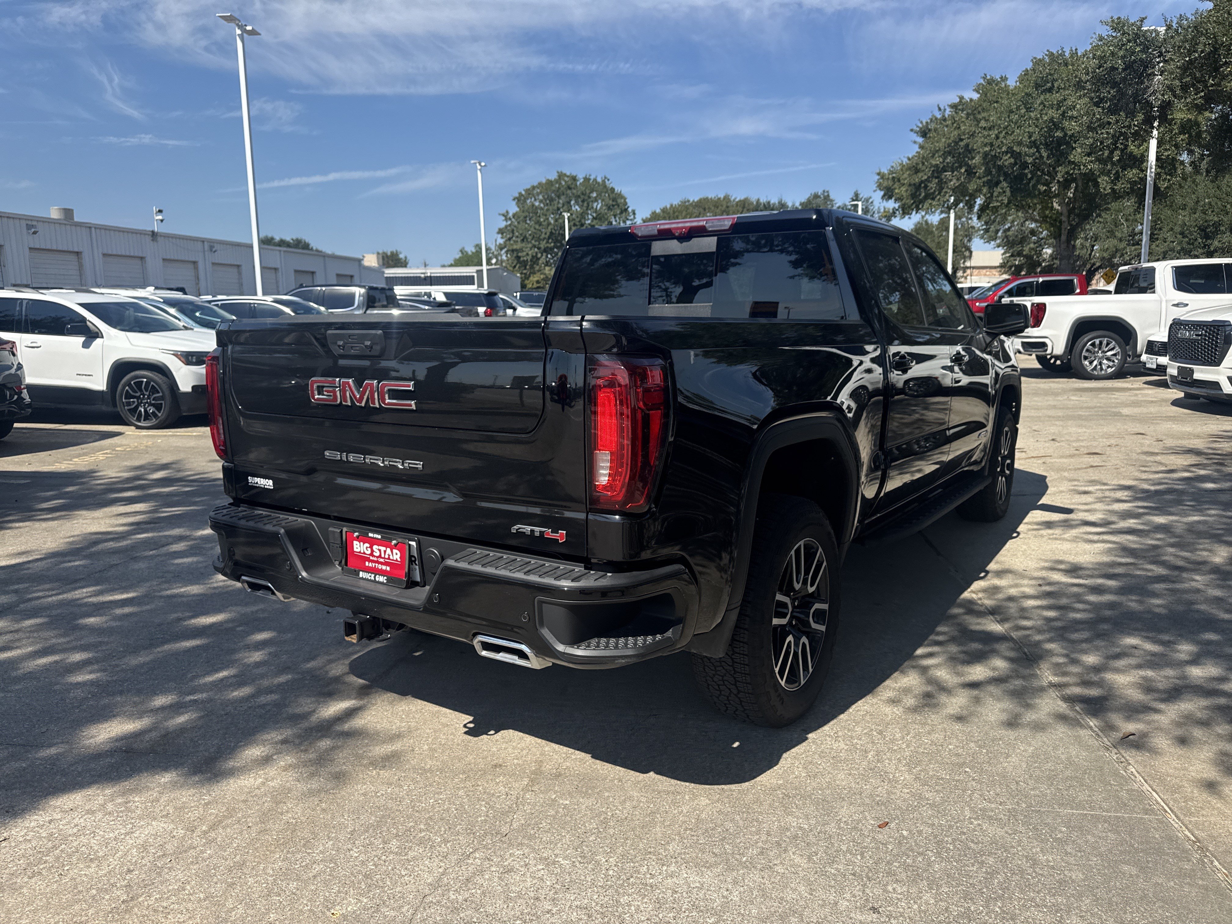 Used 2026 GMC Sierra 1500 AT4 w/ AT4 Premium Package AWD/4WD image 15