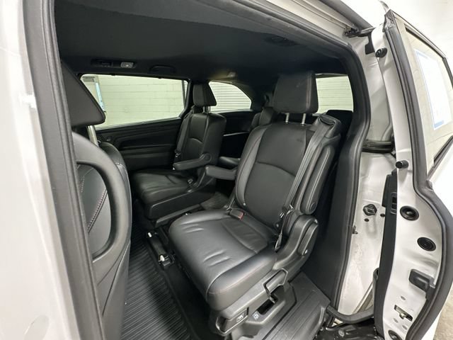 Used 2024 Honda Odyssey Sport image 14