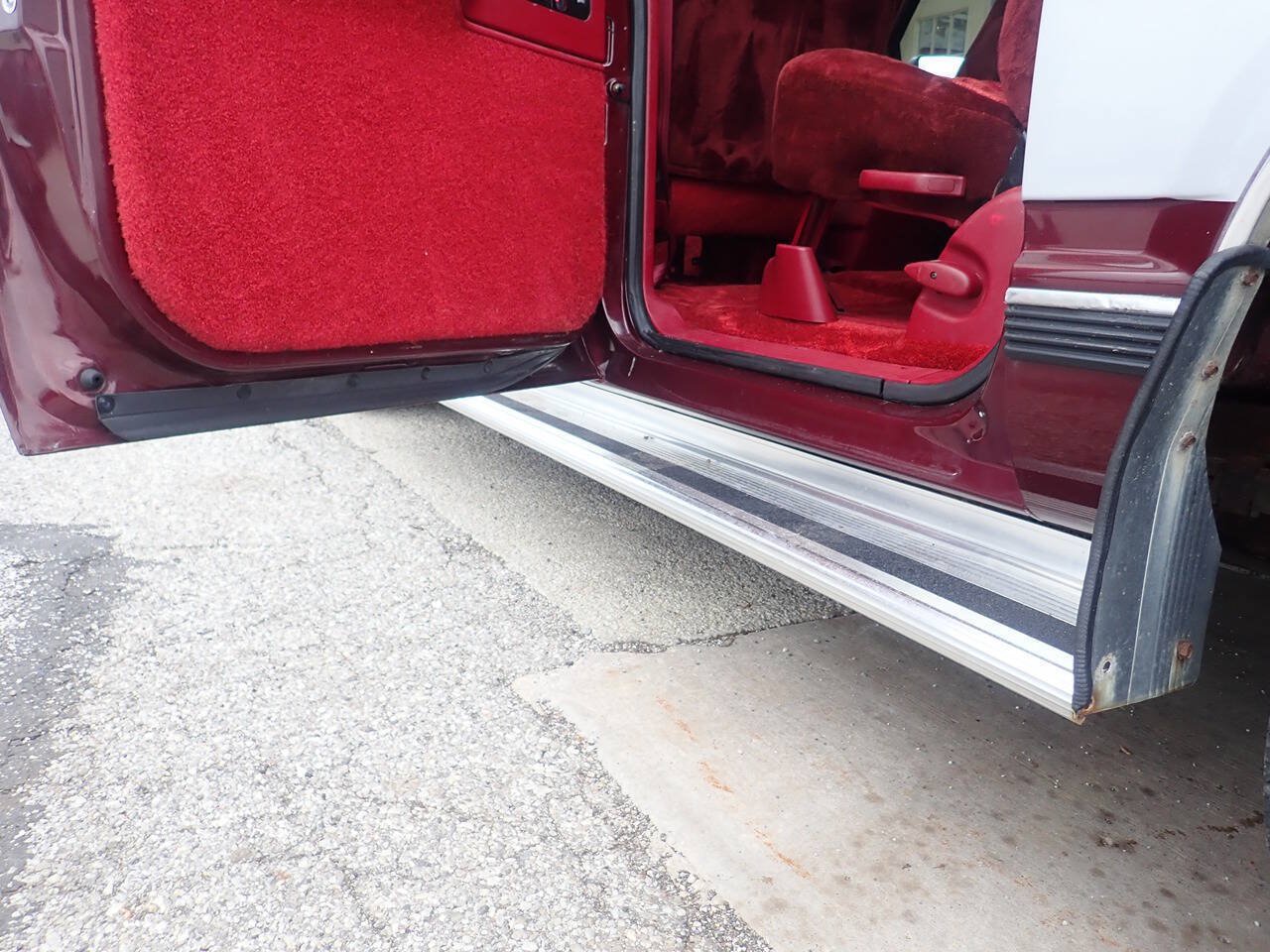 Used 1994 Chevrolet Suburban 2WD image 14