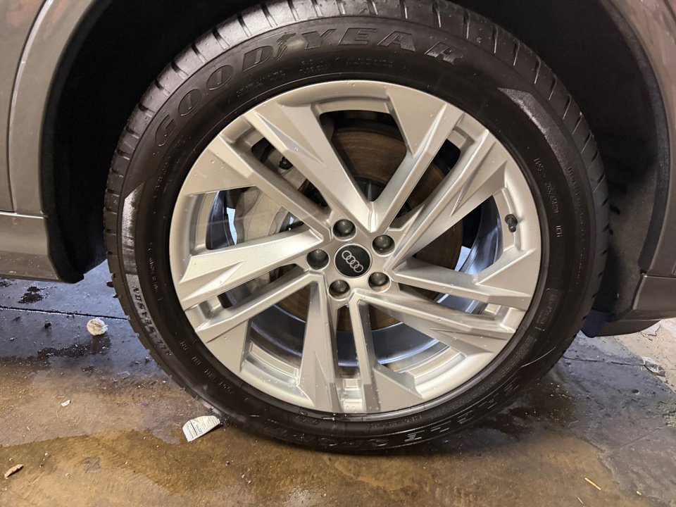 Used 2021 Audi Q7 2.0T Premium Plus AWD/4WD image 29