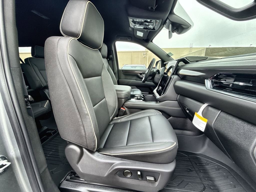 New 2026 GMC Yukon XL Elevation w/ LPO, Floor Liner Package image 27