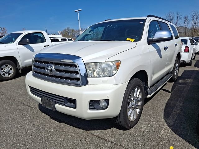 Used 2013 Toyota Sequoia Platinum image 2