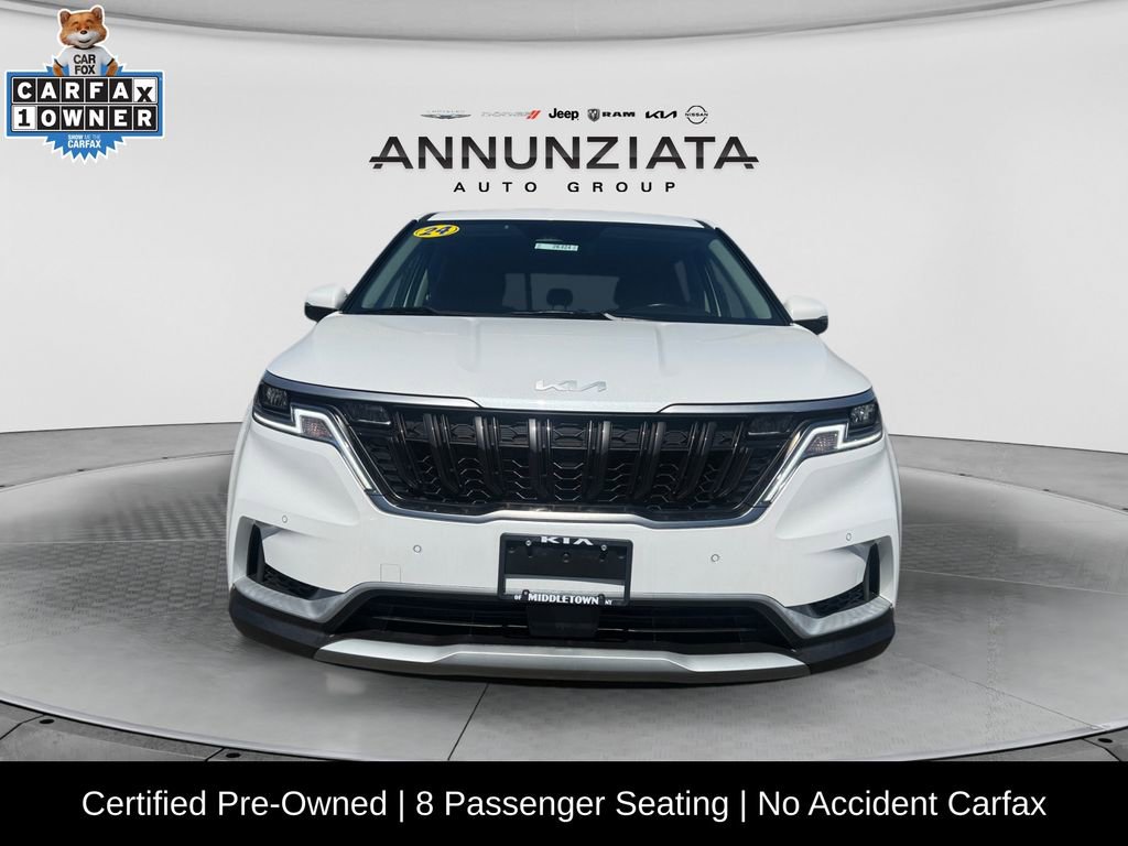 Used 2024 Kia Carnival EX image 8
