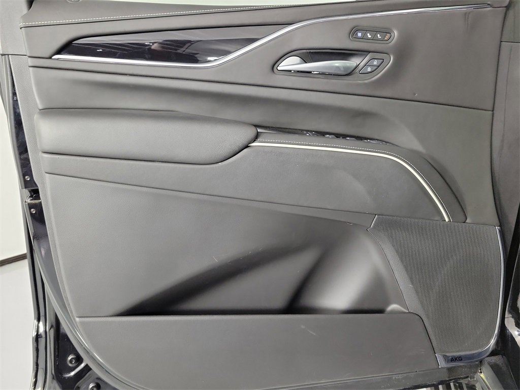 Used 2024 Cadillac Escalade V w/ Heavy-Duty Trailer Package image 20