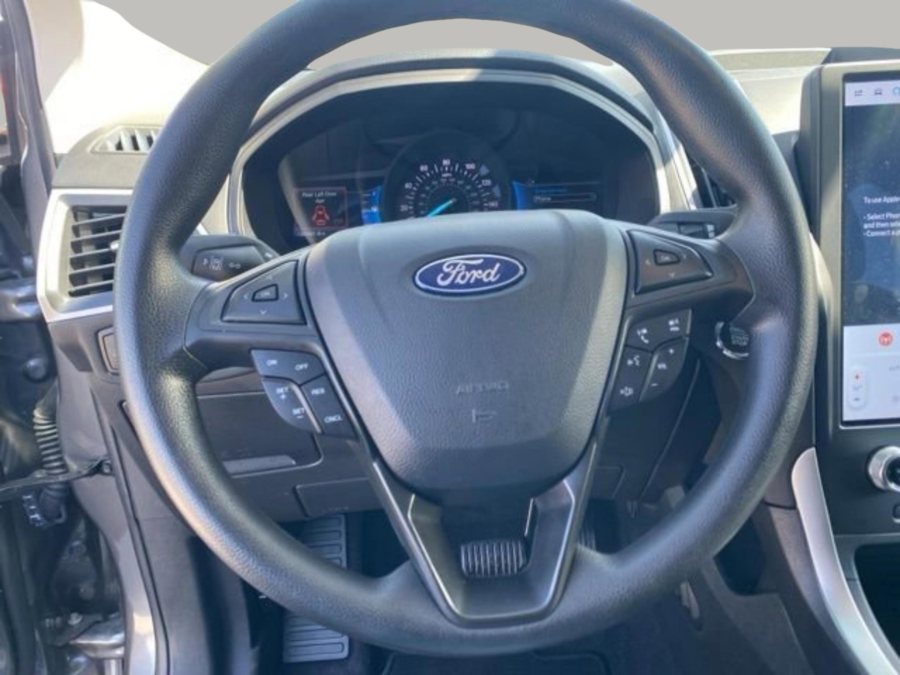 Used 2024 Ford Edge SE w/ Black Appearance Package AWD/4WD image 15