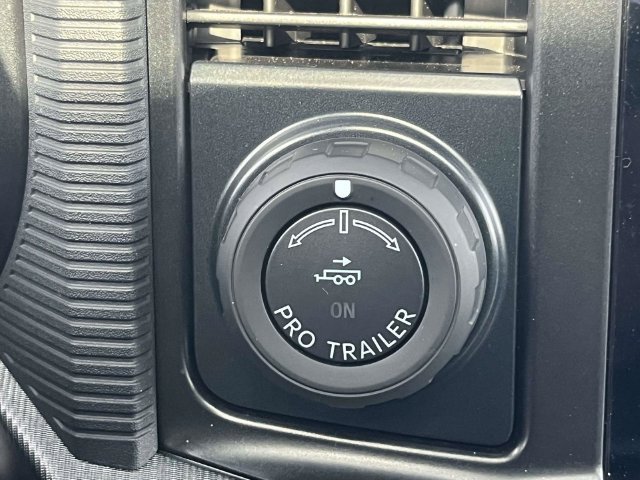 Certified 2025 Ford F150 Raptor AWD/4WD image 34