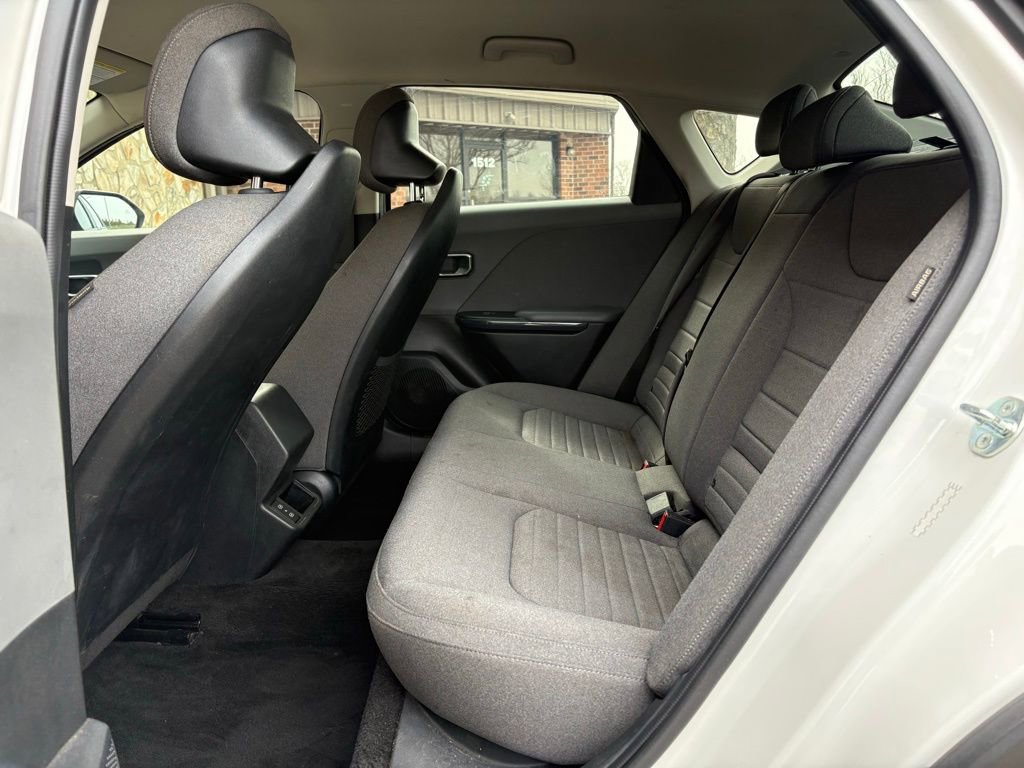 Used 2025 Kia K4 EX image 34