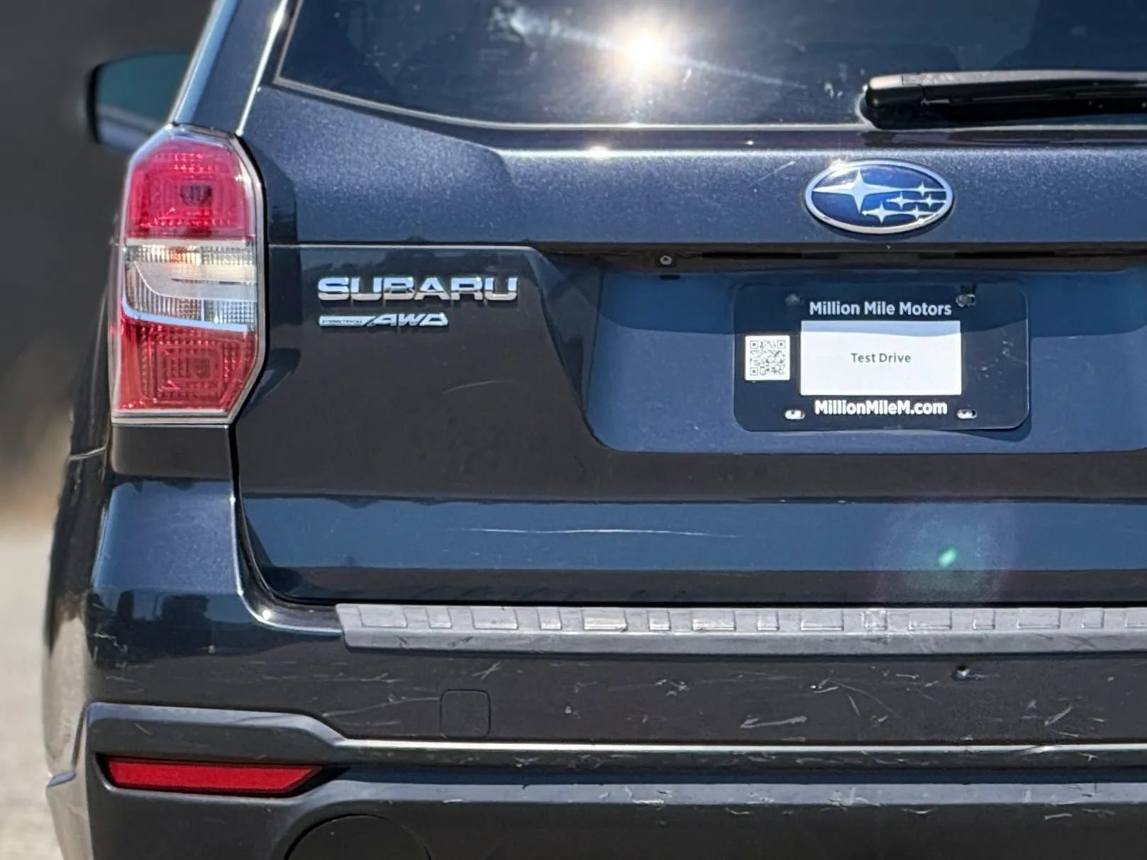 Used 2015 Subaru Forester 2.5i Premium w/ All-Weather Package AWD/4WD image 13