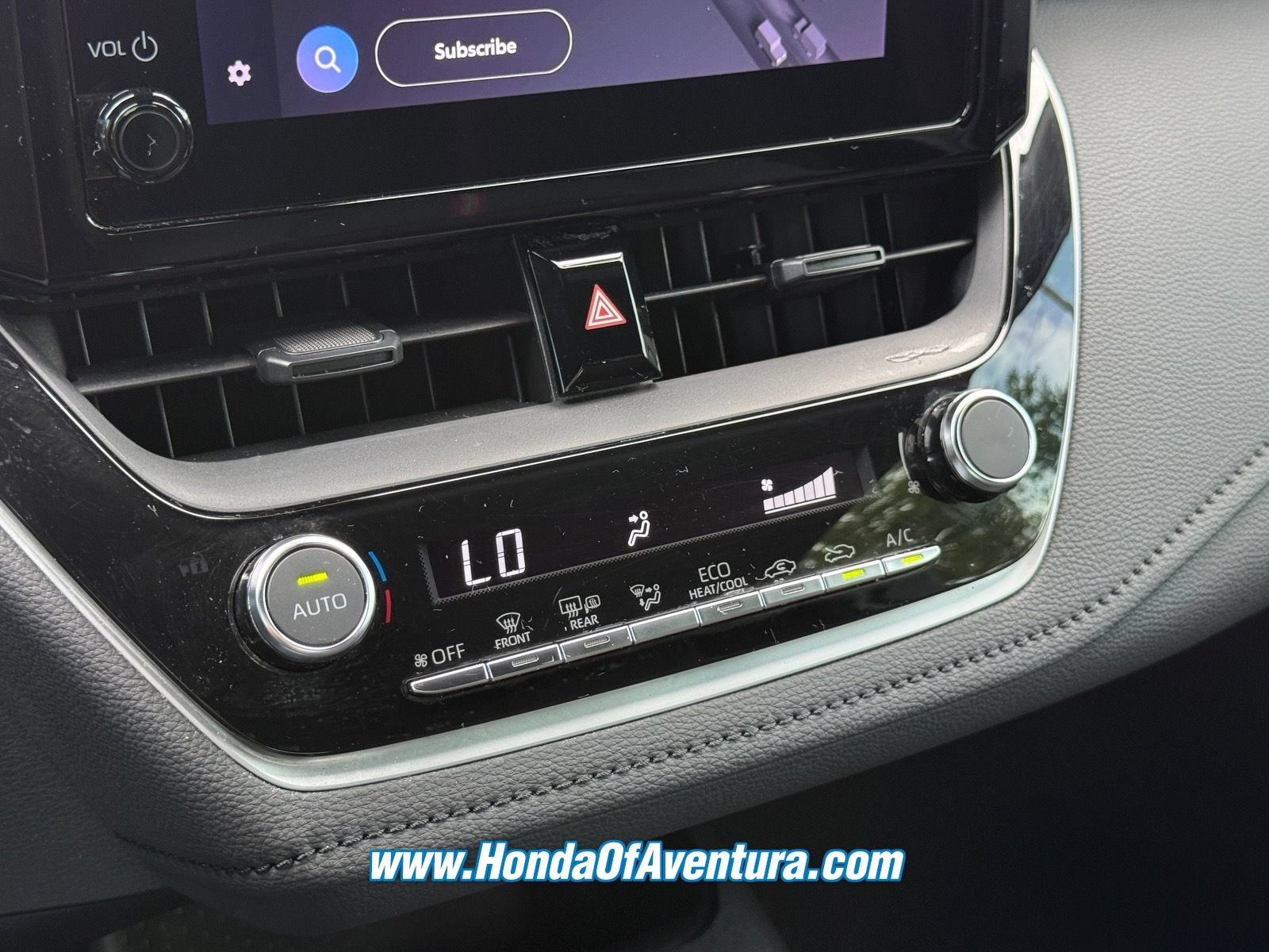 Used 2023 Toyota Corolla SE FWD image 25