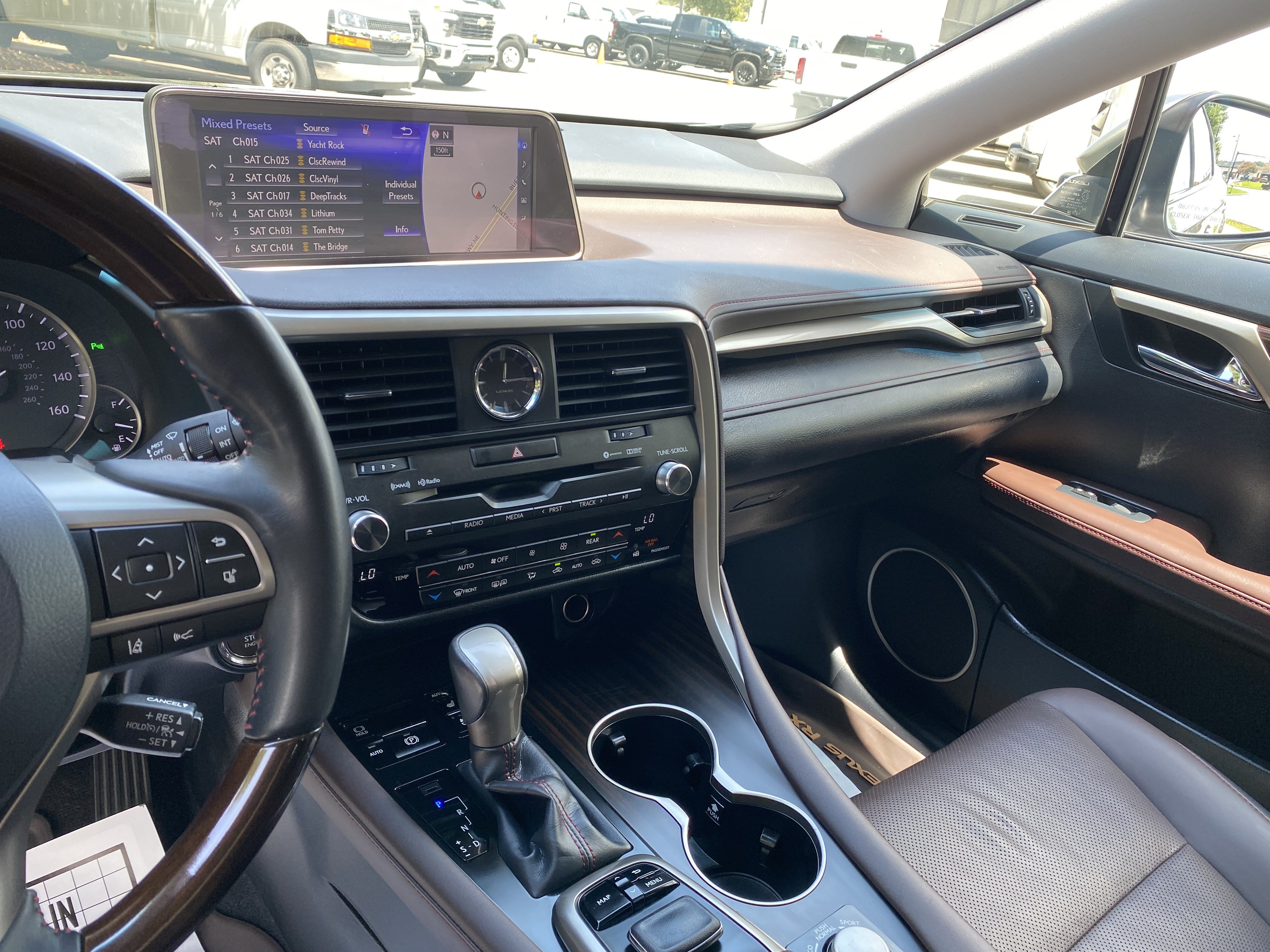 Used 2019 Lexus RX 350L FWD image 23