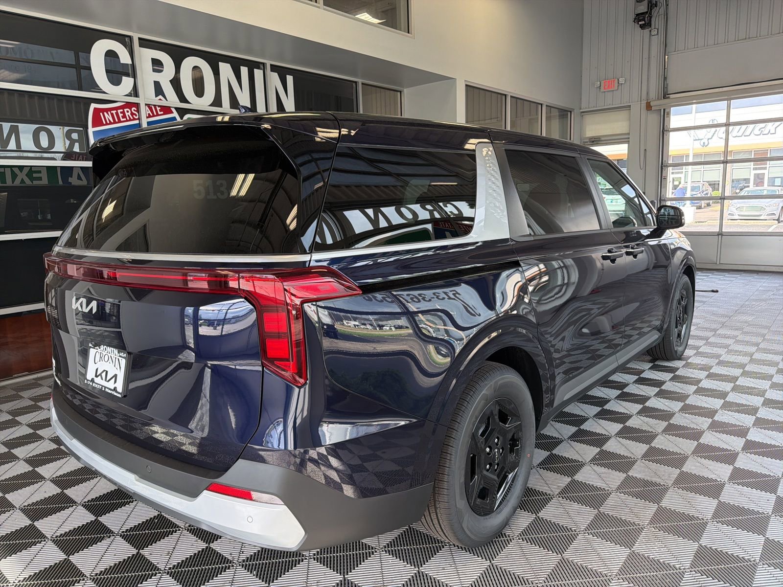 New 2026 Kia Carnival LX image 6