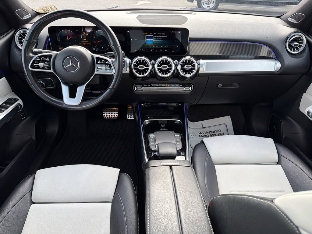 Used 2021 Mercedes-Benz GLB 250 4MATIC image 23