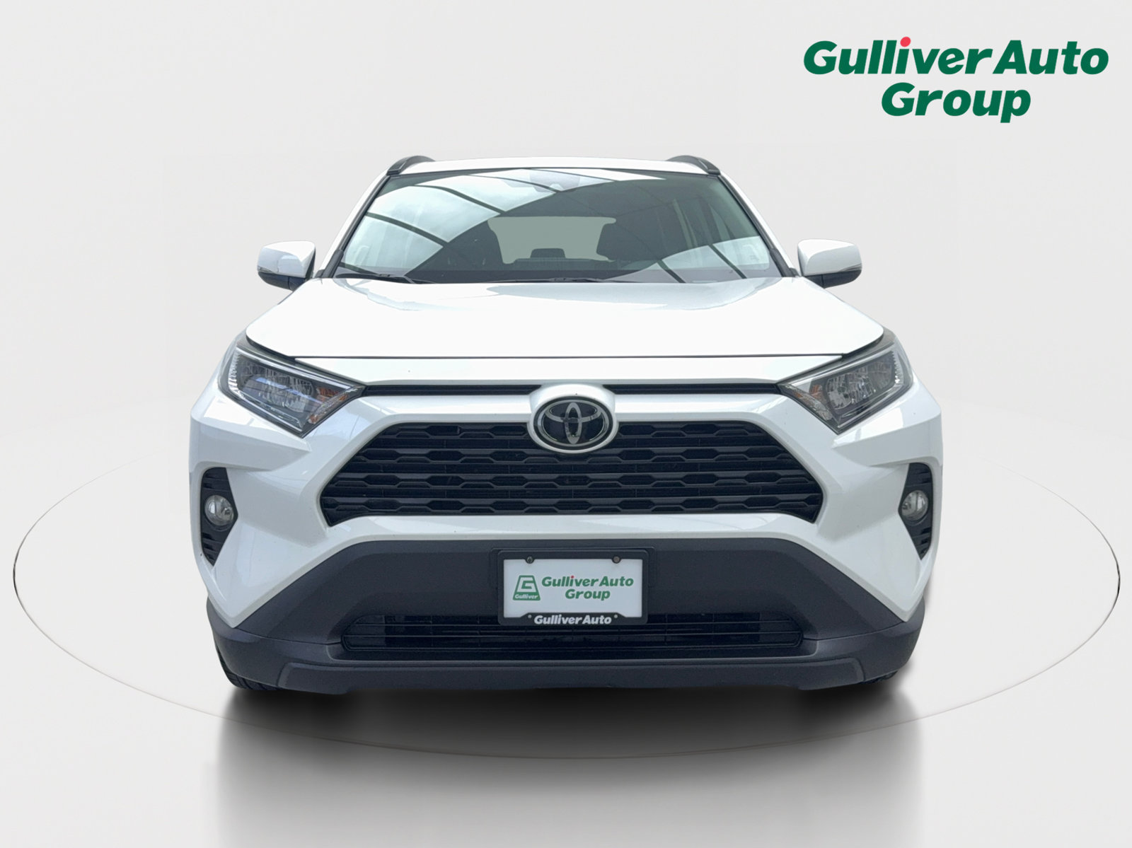 Used 2020 Toyota RAV4 XLE Premium FWD image 14
