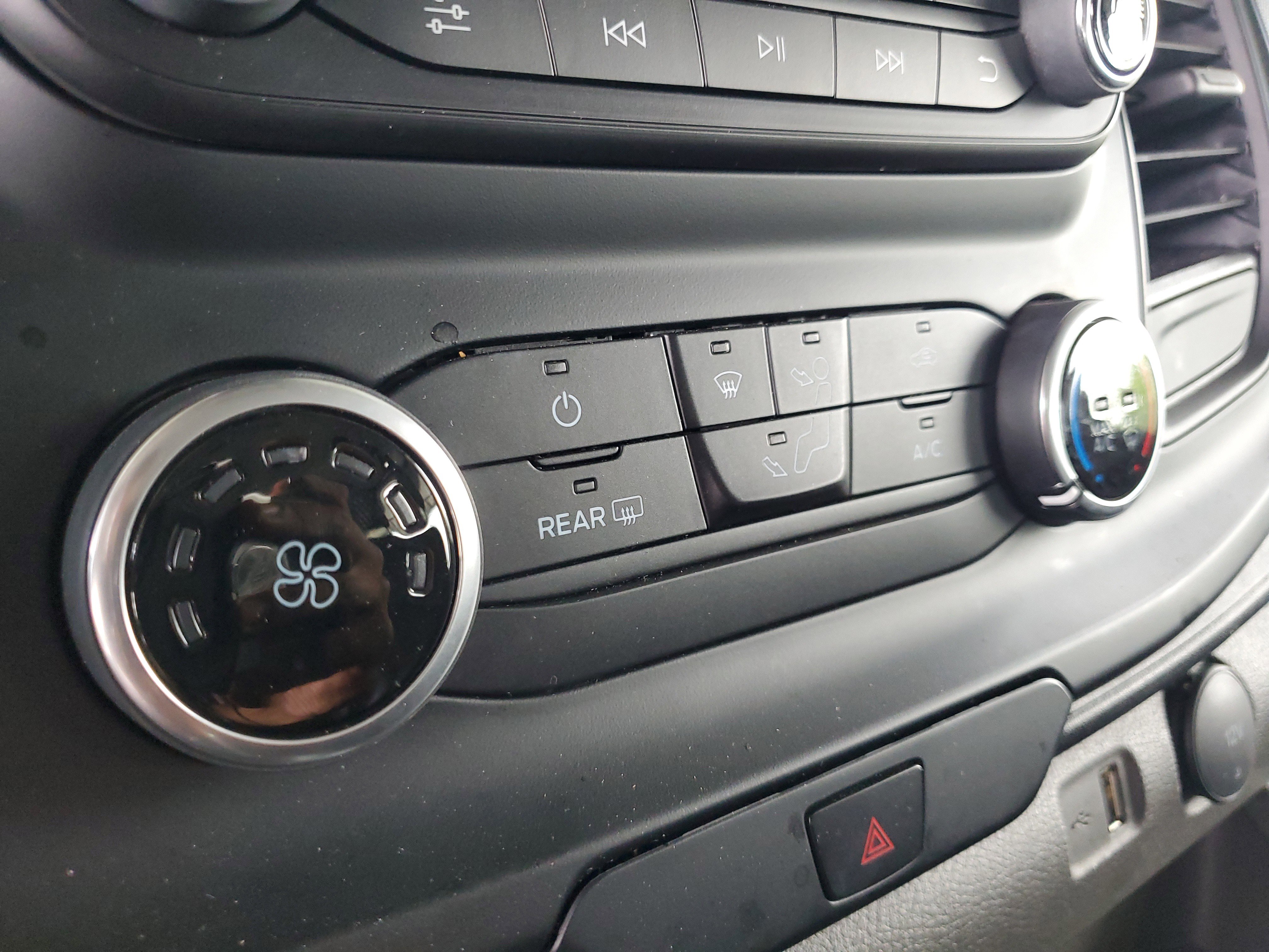 Used 2024 Ford Transit 350 XL image 28