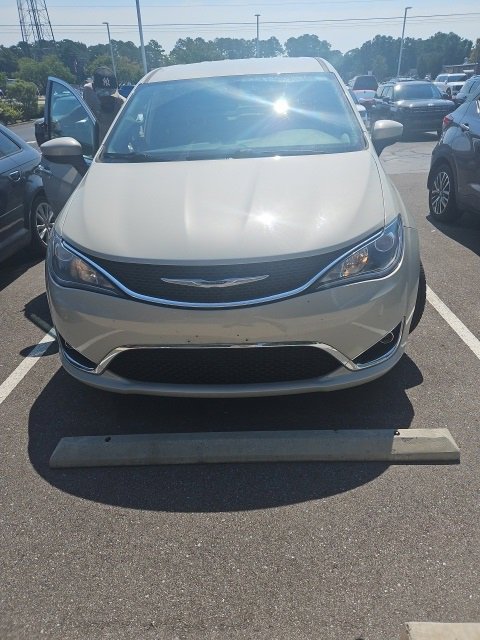 Used 2017 Chrysler Pacifica Touring Plus w/ Tire & Wheel Group