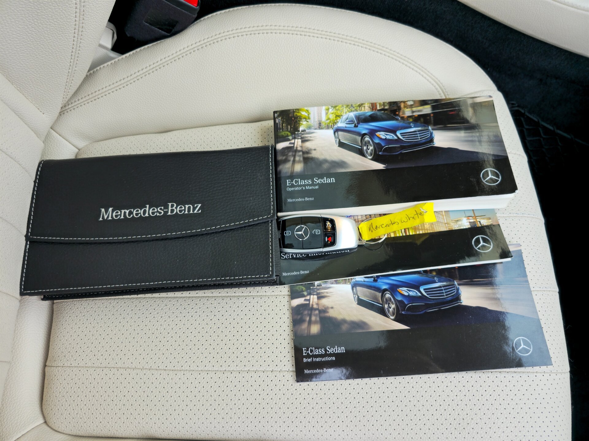 Used 2018 Mercedes-Benz E 400 4MATIC Sedan w/ Premium 1 Package image 36